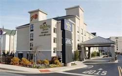 Holiday Inn Express Hotel and Suites Charlotte Concord-I-85