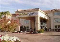 Holiday Inn Express Hotel and Suites Scottsdale