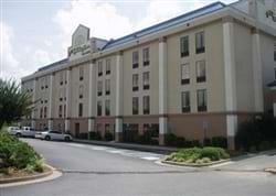 Holiday Inn Express Hotel and Suites Thomson I-20 and US