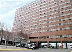 Holiday Inn Select and Suites Mpls Intl Arpt-Mall Of America