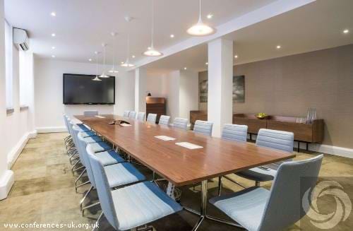 Hotel Megaro and St Pancras Meeting Rooms