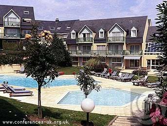 Hotel Mercure Omaha Beach