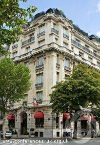 Hotel Raphael