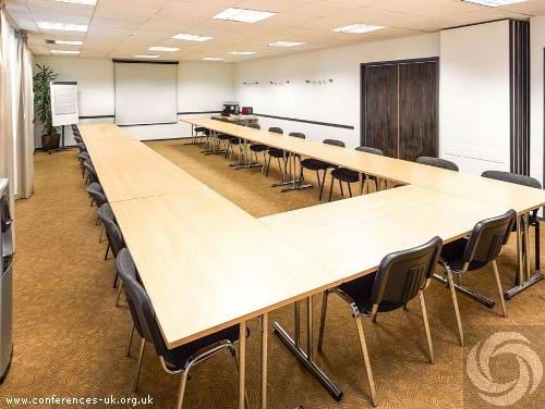 Ibis London Luton Airport Hotel