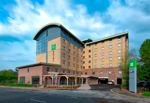 IBIS Styles Gatwick Airport