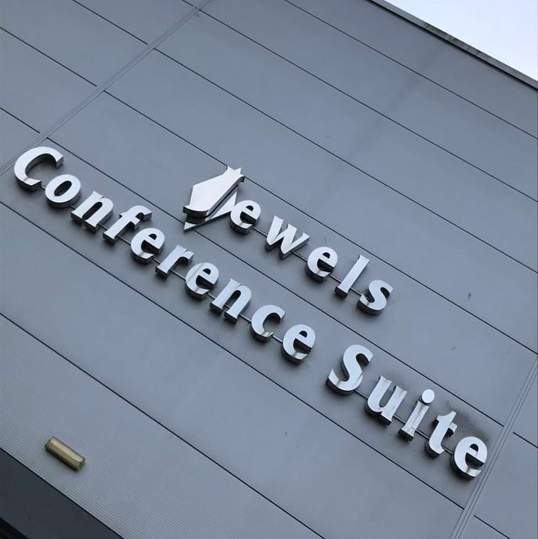 Jewels Conference Suite