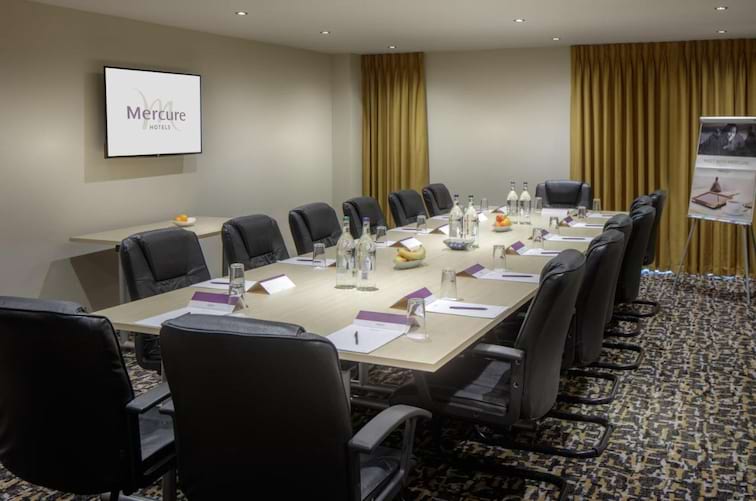 Mercure Hatfield Oak Hotel