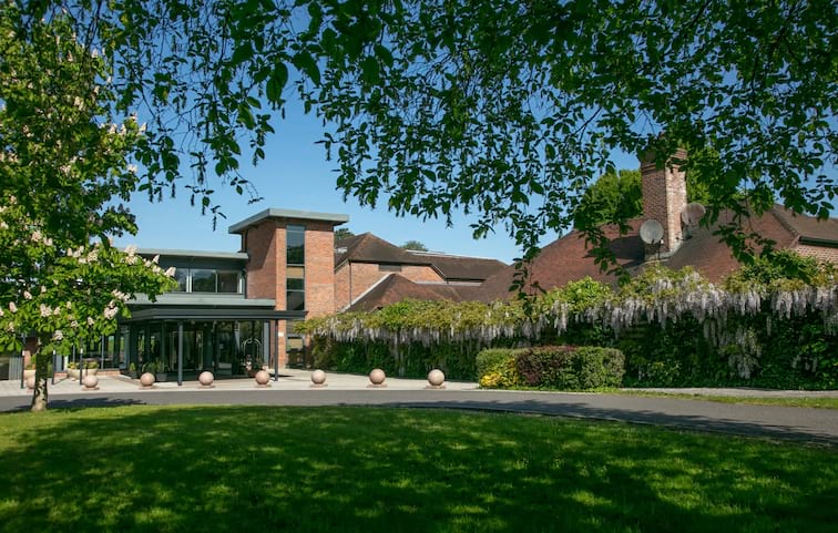 Norton Park Hotel
