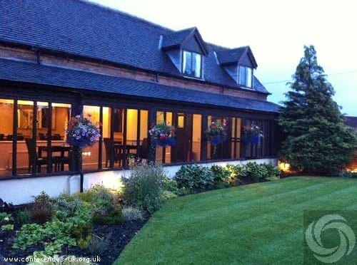 Oak Tree Farm Hotel