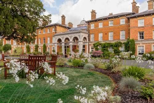 Oatlands Park Hotel Surrey