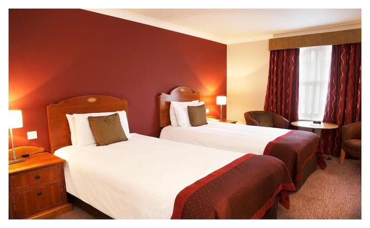 Potters International Hotel