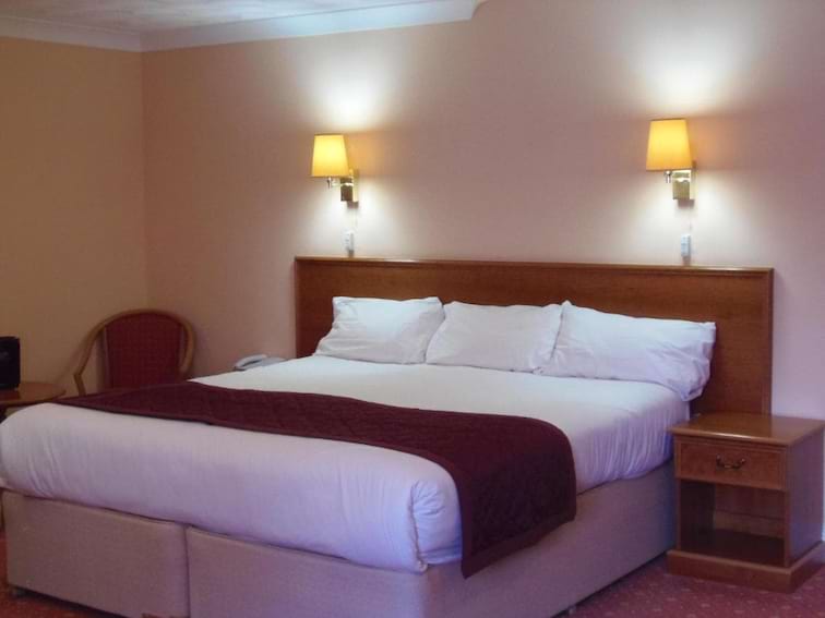 Potters International Hotel