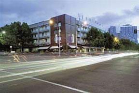 Quality Hotel Downtowner on Lygon