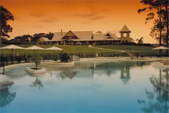 Raffertys Mercure Resort