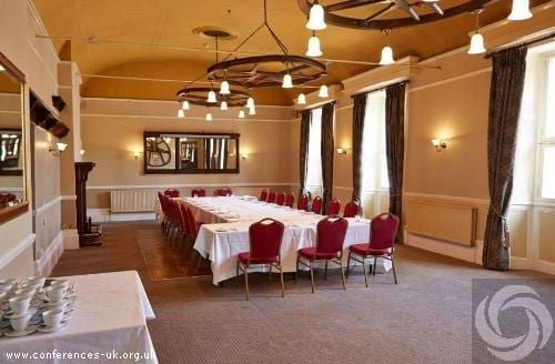 Saracens Head Hotel