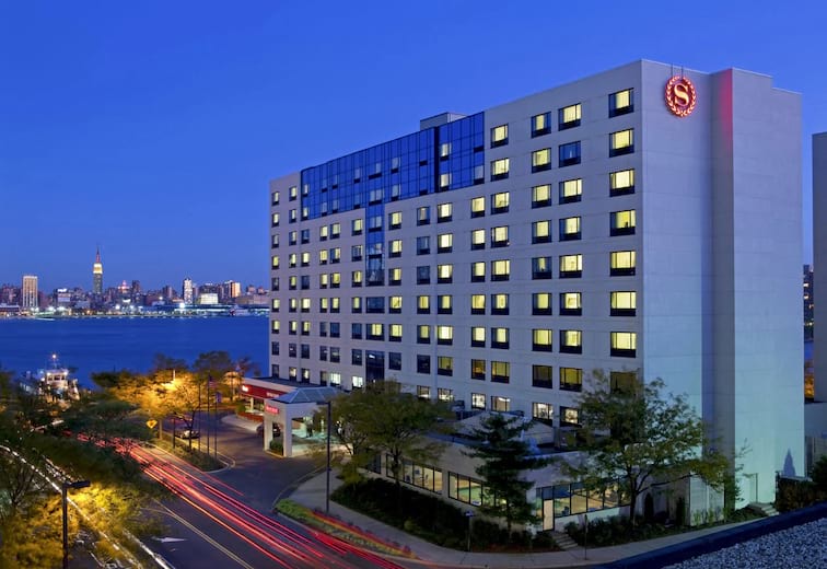 Sheraton Lincoln Harbor Hotel US