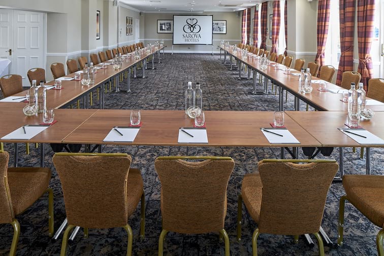 Sir Christopher Wren Hotel