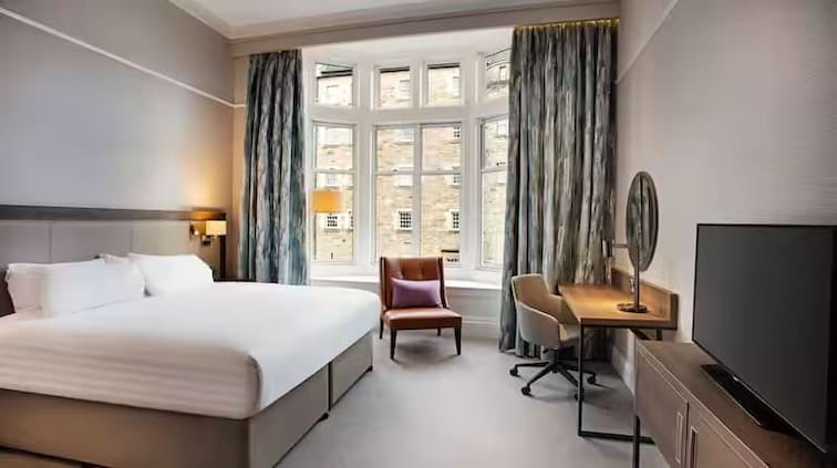 The Hilton Edinburgh Carlton