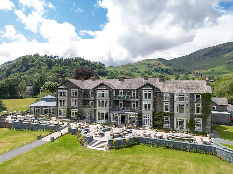 The Inn on the Lake