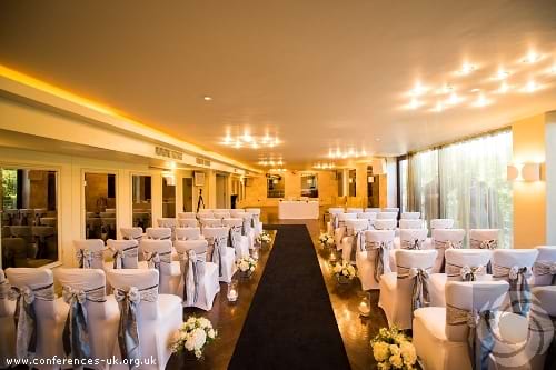 Vincent Hotel