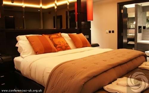 Vincent Hotel
