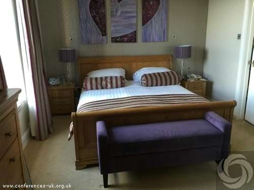 Wolfscastle Country Hotel