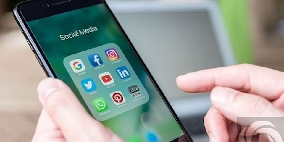 Quick Ways to Use Social Media for Your Next Conference Event