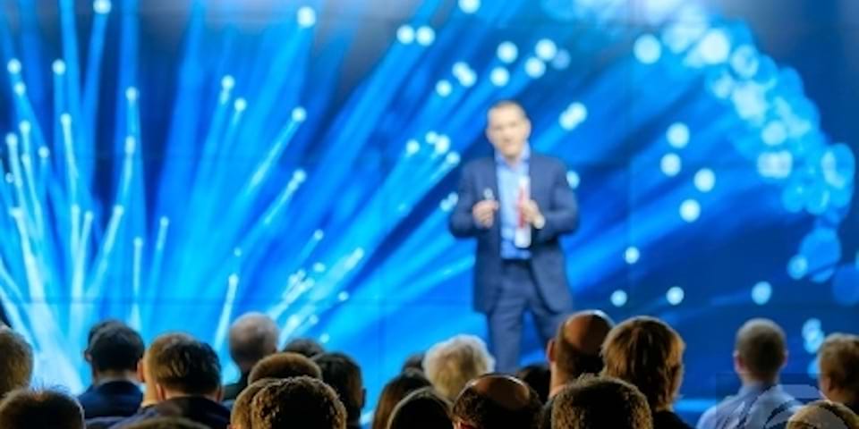 Simple Ways to Create an Unforgettable Event Experience