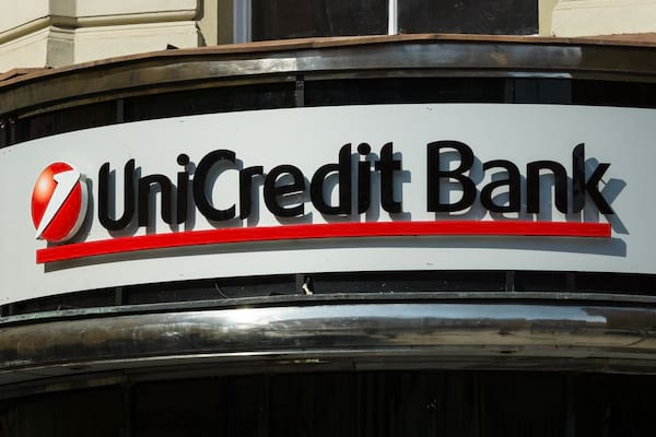 Mediobanca unicredit sale