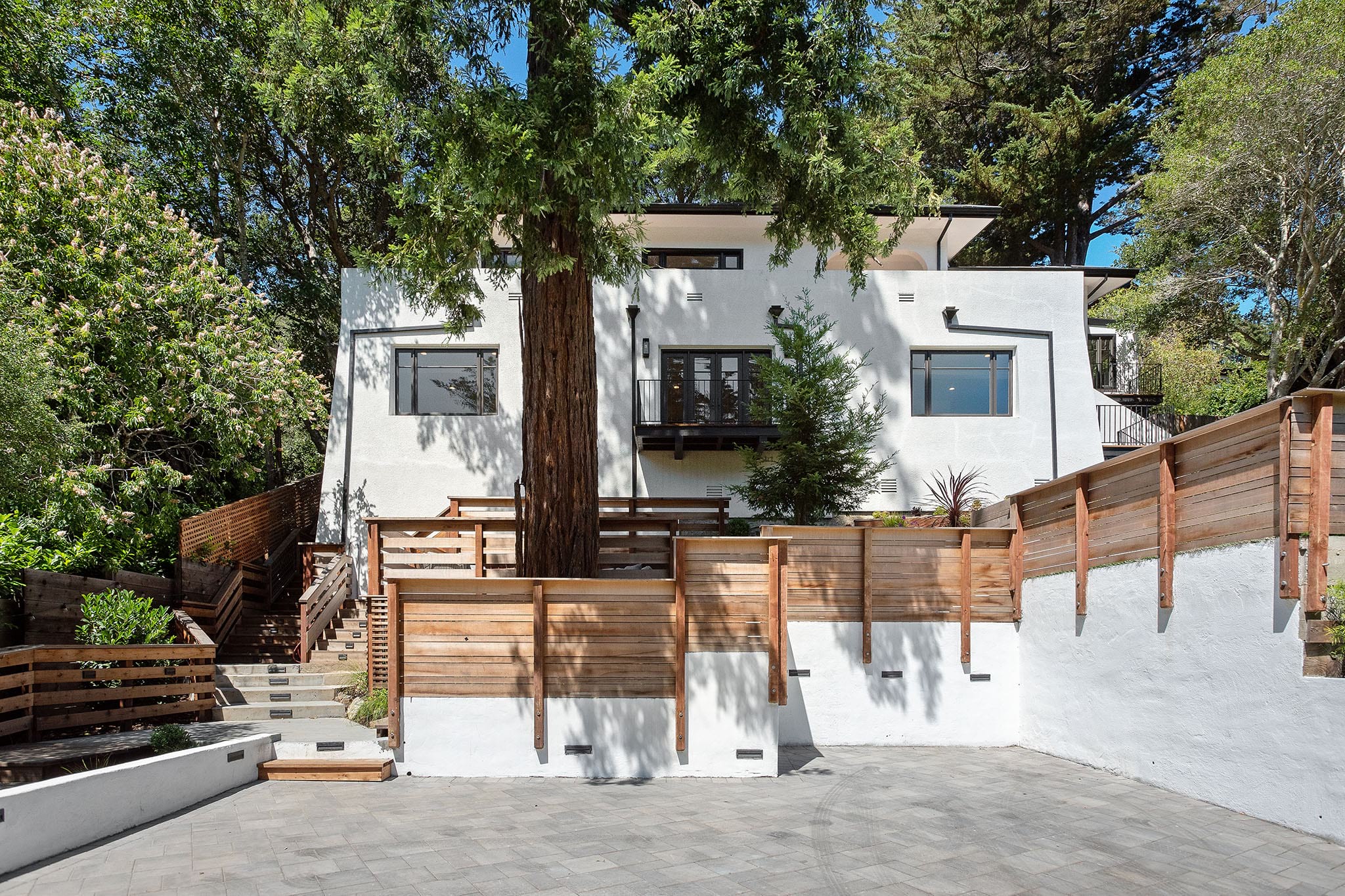 516 Throckmorton Avenue, Mill Valley Presented by Ahern + Kalmbach